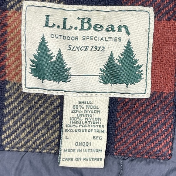 L. L. Bean wool insulated shirt jacket - Picture 3 of 12